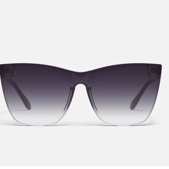 ⭐️Quay COME THRU Sunglasses main image 5